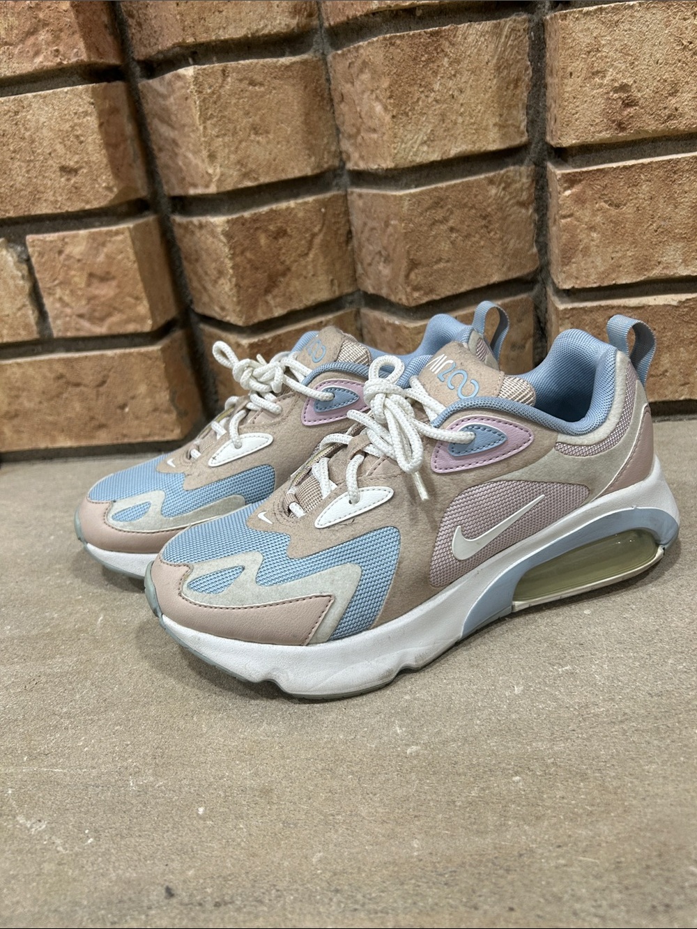 Nike Air Max 200 CI3867-600 Barely Rose/Light Armoury Blue Women’s size 6.5